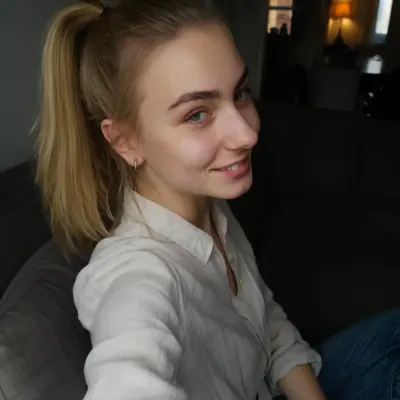 Аня